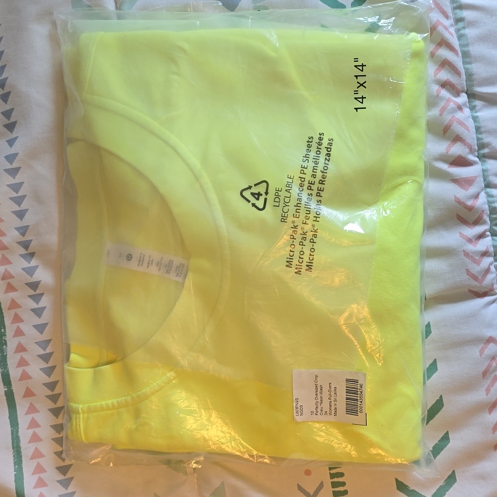 NWT Lululemon Perfectly Oversized Cropped Crew Neon Garment Dye Highlight